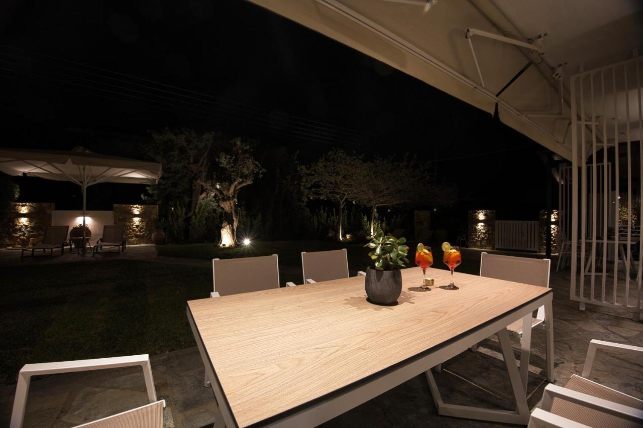 Coel Luxury Suites By Rentalspro Services - Potidea Halkidiki Nea Poteidaia Exterior photo